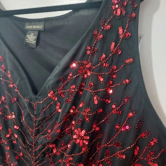 Lane Bryant Red Sequin Black Sleeveless V-Neck Blouse/Tank in Size 26 - Picture 4 of 12